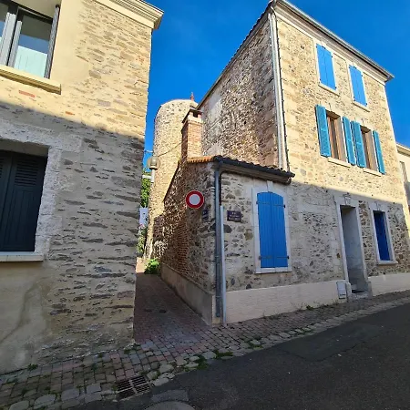 Studio Les Sables-d'olonne, 1 Piece, 2 Personnes - Fr-1-485-151
